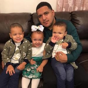 Meet your Posher, Javier